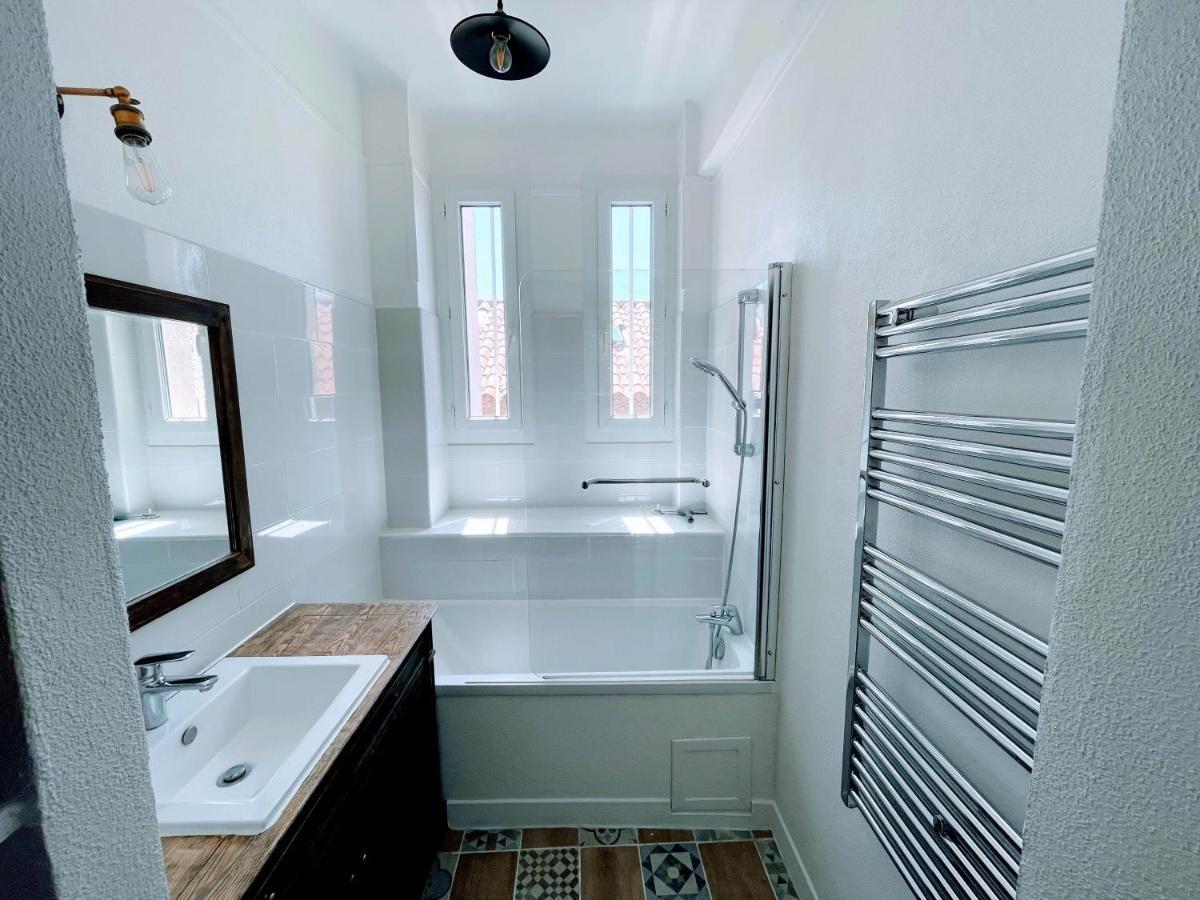 Grand Appartement Moderne Clim アヴィニョン エクステリア 写真